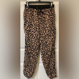 DKNY Women’s Leopard Print Pajama Pants w/pockets